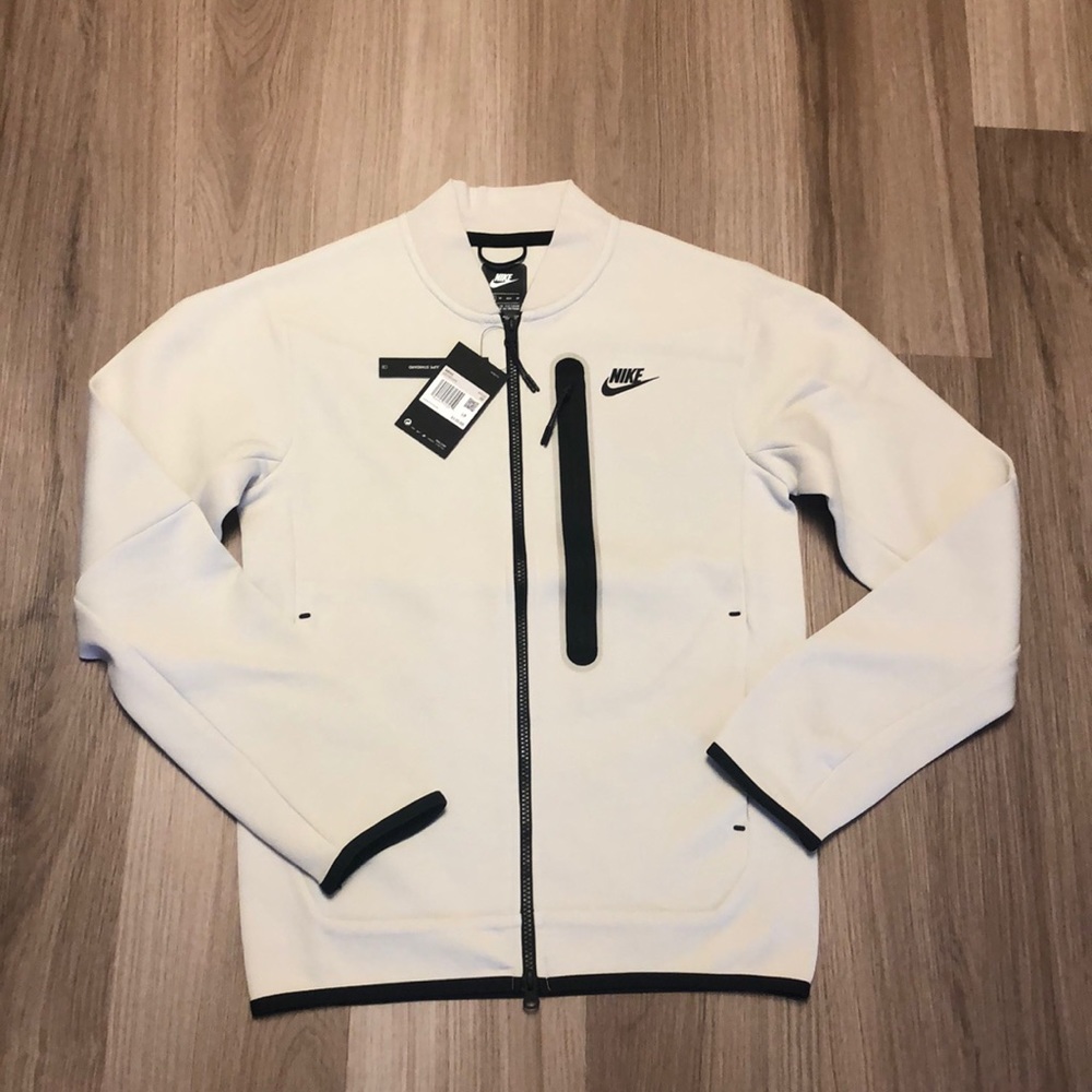 COPY - COPY - New Nike Tech XS Fleece Mens Bomber Jacket